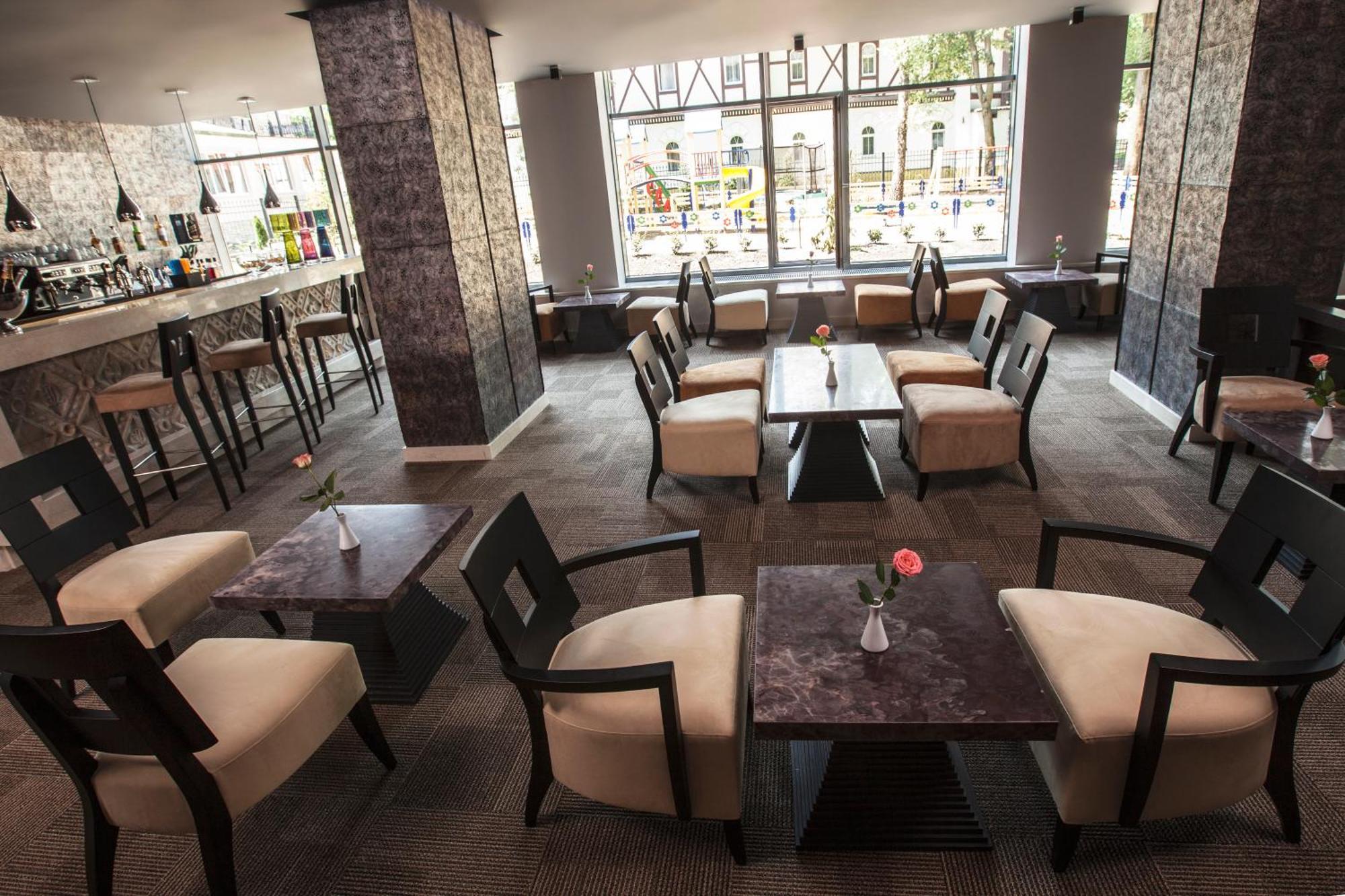 Mirotel Resort And Spa Truskavets Ngoại thất bức ảnh Interior of the restaurant