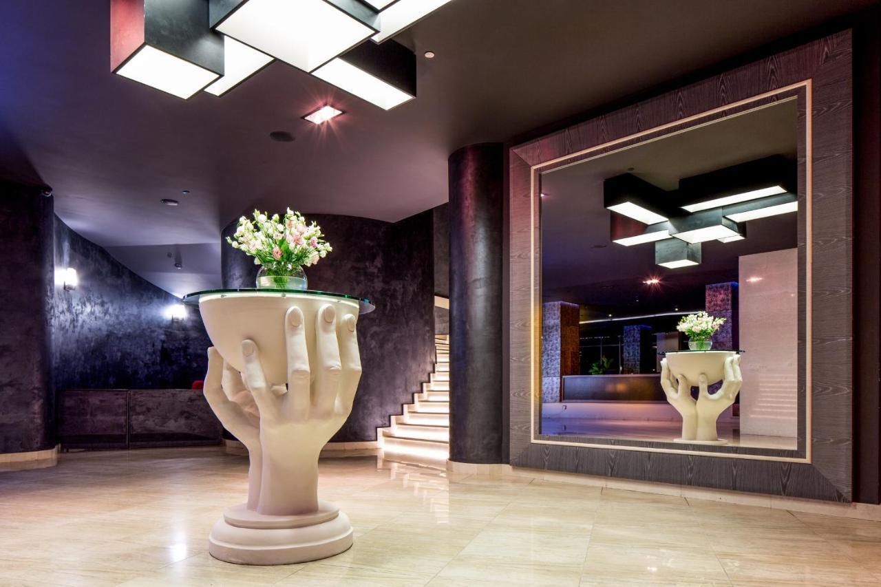 Mirotel Resort And Spa Truskavets Ngoại thất bức ảnh Lobby